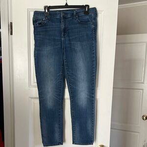 Women’s girlfriend Blue Jeans